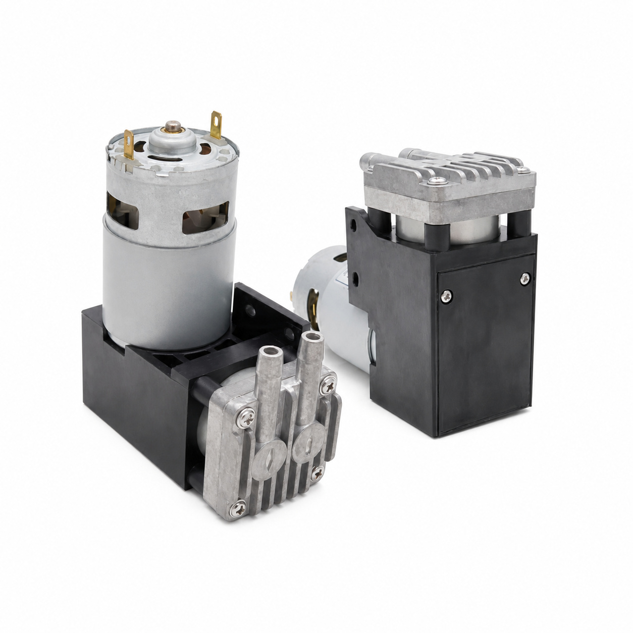 OD-07A-M and OD-07V-M miniature piston pumps on a white background